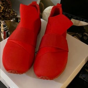 Steve Madden red sneakers